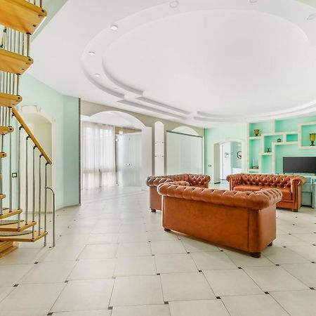 Deribasivska Cozy 4-Room Apartment Odessza Kültér fotó